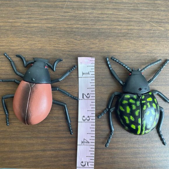 (4) Vintage 1979 Beetle Toys - Picture 9 of 9